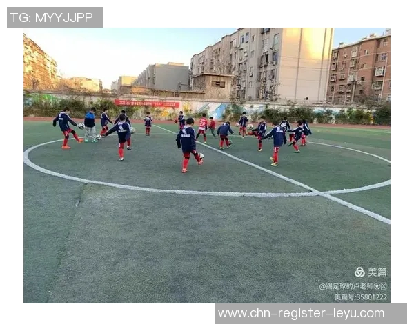 探索小学足球校本课程的创新实践与发展路径研究 探索小学足球校本课程的创新实践与发展路径研究